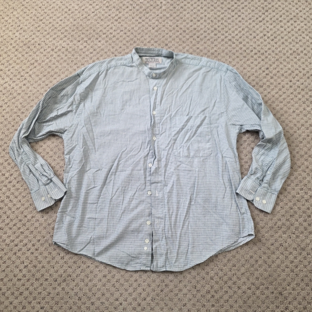 Textures by natural issue button down